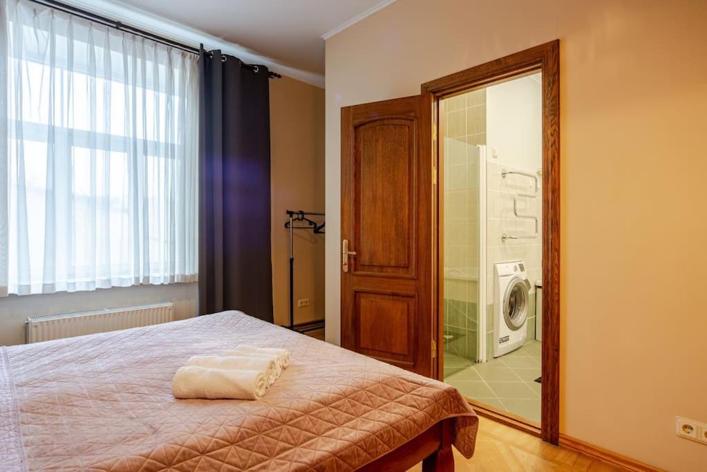 Sunny Flat In Art Nouveau Area Leilighet Riga